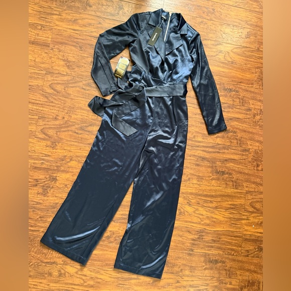 bebe Satin Blazer Jumpsuit Blue Tie Waist V Neck Business Spring | Medium - Picture 8 of 10
